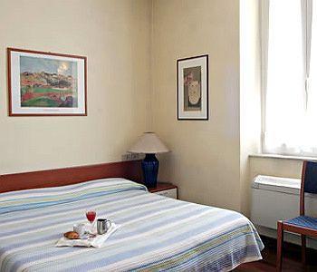 Hotel Torre Matilde Виареджо Екстериор снимка